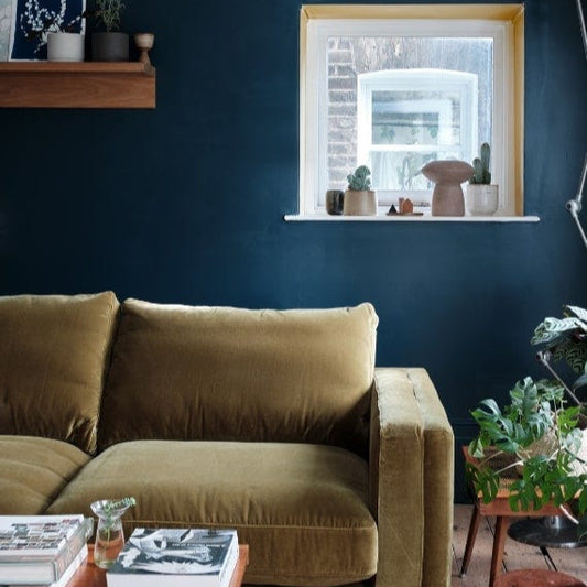 Intérieur peint Farrow & Ball Hague Blue, bleu profond iconique