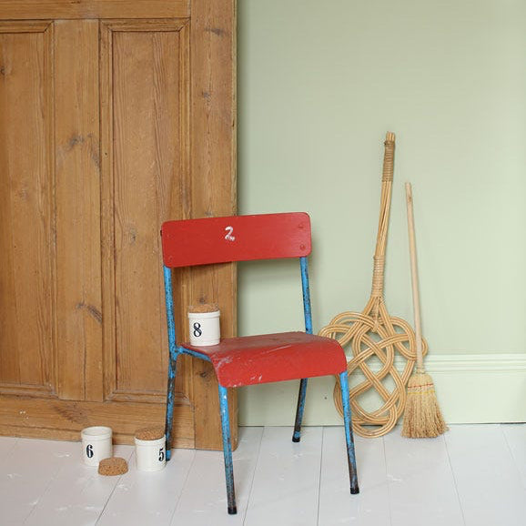Intérieur peint avec Farrow & Ball Cooking Apple Green, vert doux