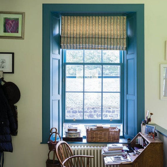 Intérieur peint avec Farrow & Ball New White, blanc lumineux et doux