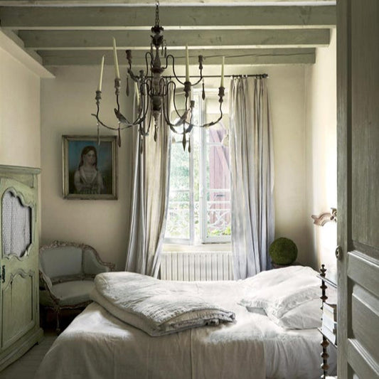 Chambre peinte avec Farrow & Ball Ball Green, vert argenté classique