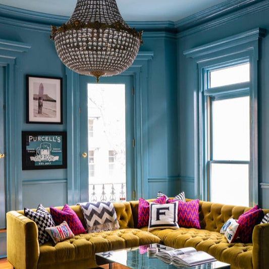 Intérieur peint Farrow & Ball Stone Blue, bleu lumineux et polyvalent