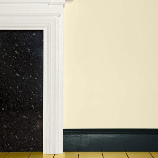 Intérieur peint avec Farrow & Ball House White, blanc cassé frais et moderne