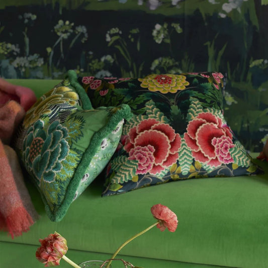 coussin-brocart-decoratif-designers-guild-ccdg1467.jpg