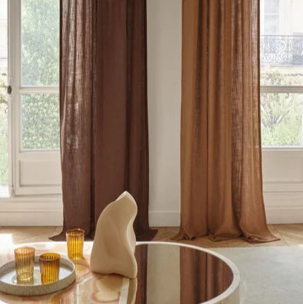 Rideaux confectionnés avec le voile Favori – léger et écologique