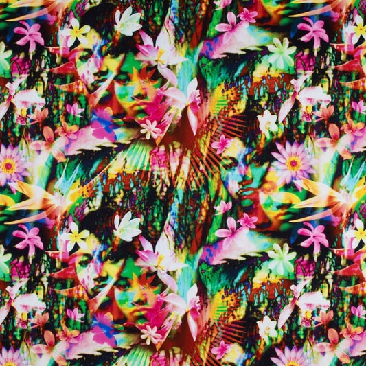 Zoom sur la texture et le motif du tissu Tahitienne Jean Paul Gaultier