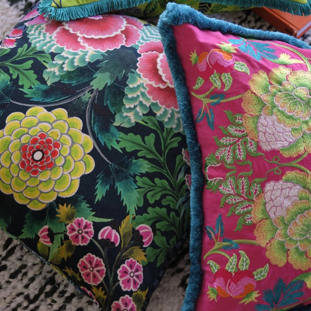 coussin-brocart-decoratif-designers-guild-ccdg1467.jpg
