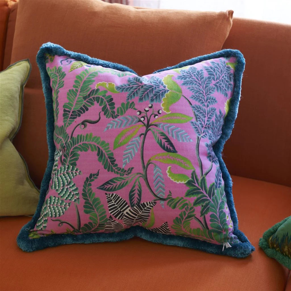 coussin-brocart-decoratif-designers-guild-ccdg1467.jpg
