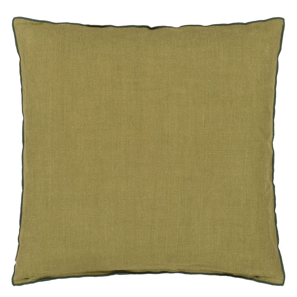 coussin-rose-des-dames-designers-guild-rose.jpg
