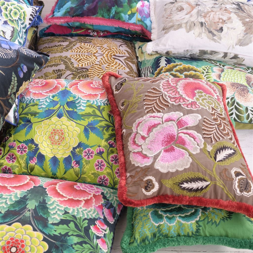 Coussin Rose de Damas Brodé