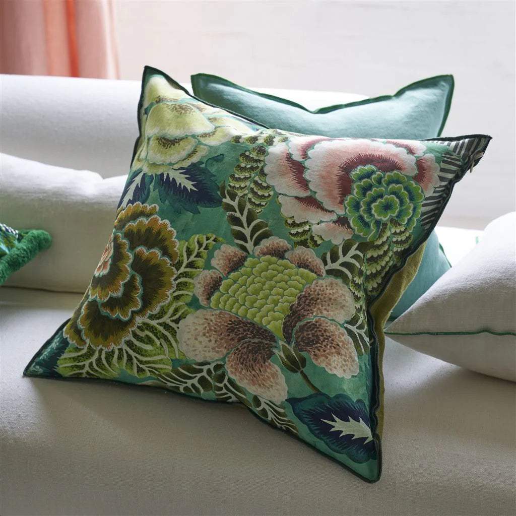 coussin-rose-des-dames-designers-guild-rose.jpg
