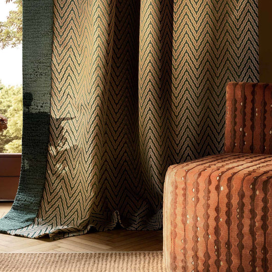 Tissu BARI Elitis chevron géométrique jacquard tricolore sur fond satin avec touche de brillance