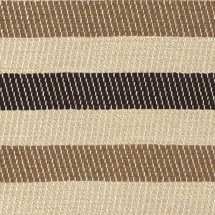 Tissu Brigitte disponible en trois ambiances raffinées