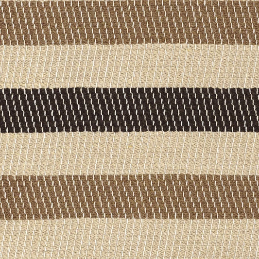 Tissu Brigitte disponible en trois ambiances raffinées