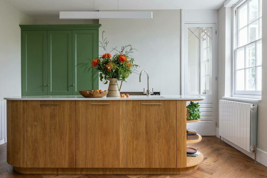 Cuisine élégante peinte en Calke Green Farrow & Ball