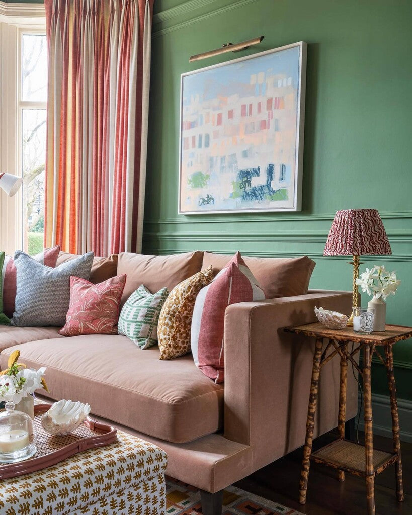 Intérieur style britannique en Calke Green Farrow & Ball