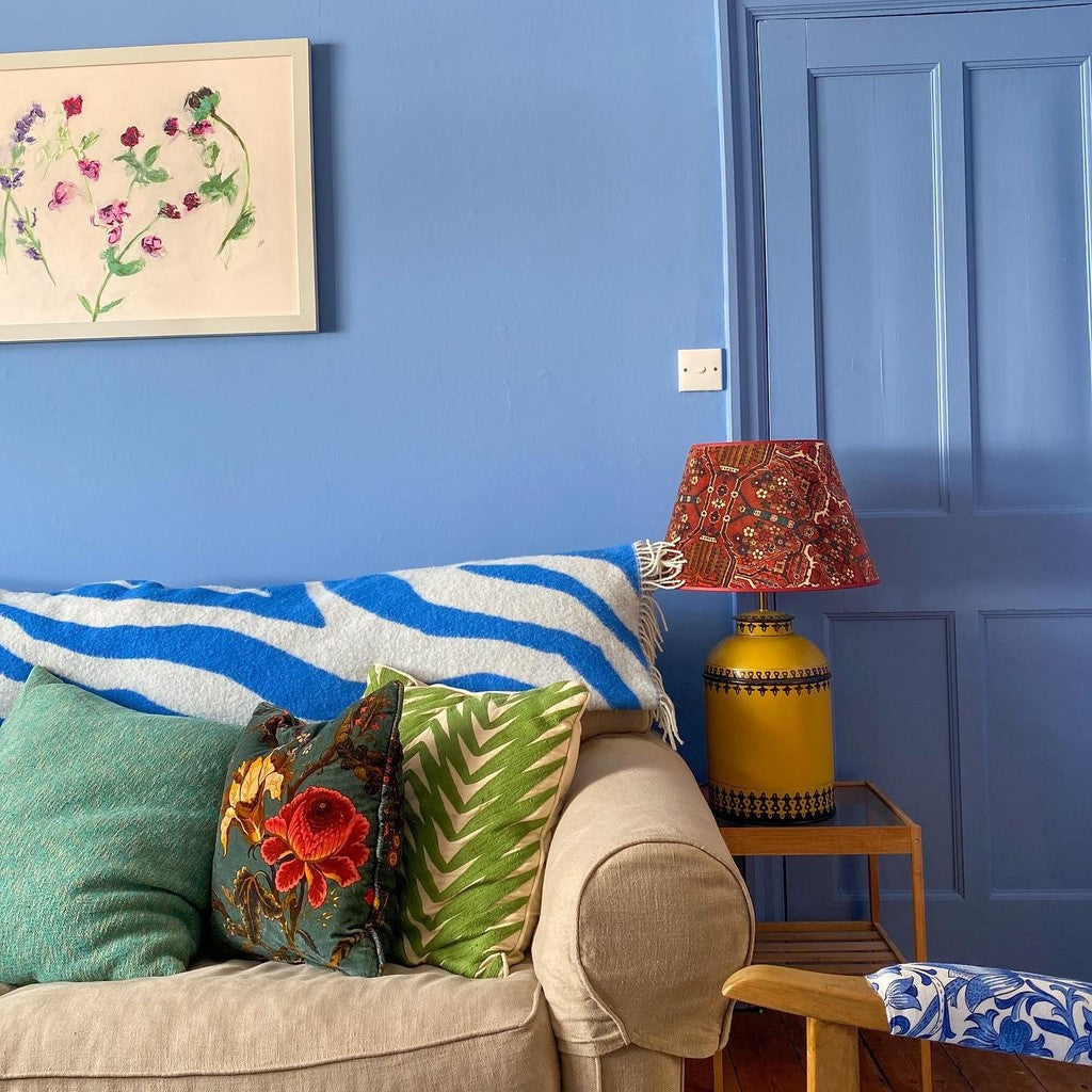 Mur intérieur peint avec la couleur Cook’s Blue No.237 Farrow & Ball