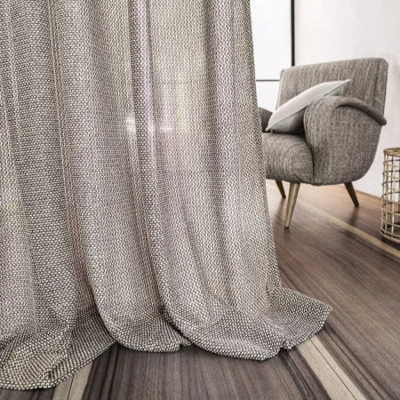 Rideaux confectionnés avec le voile Grazielle – élégant et texturé