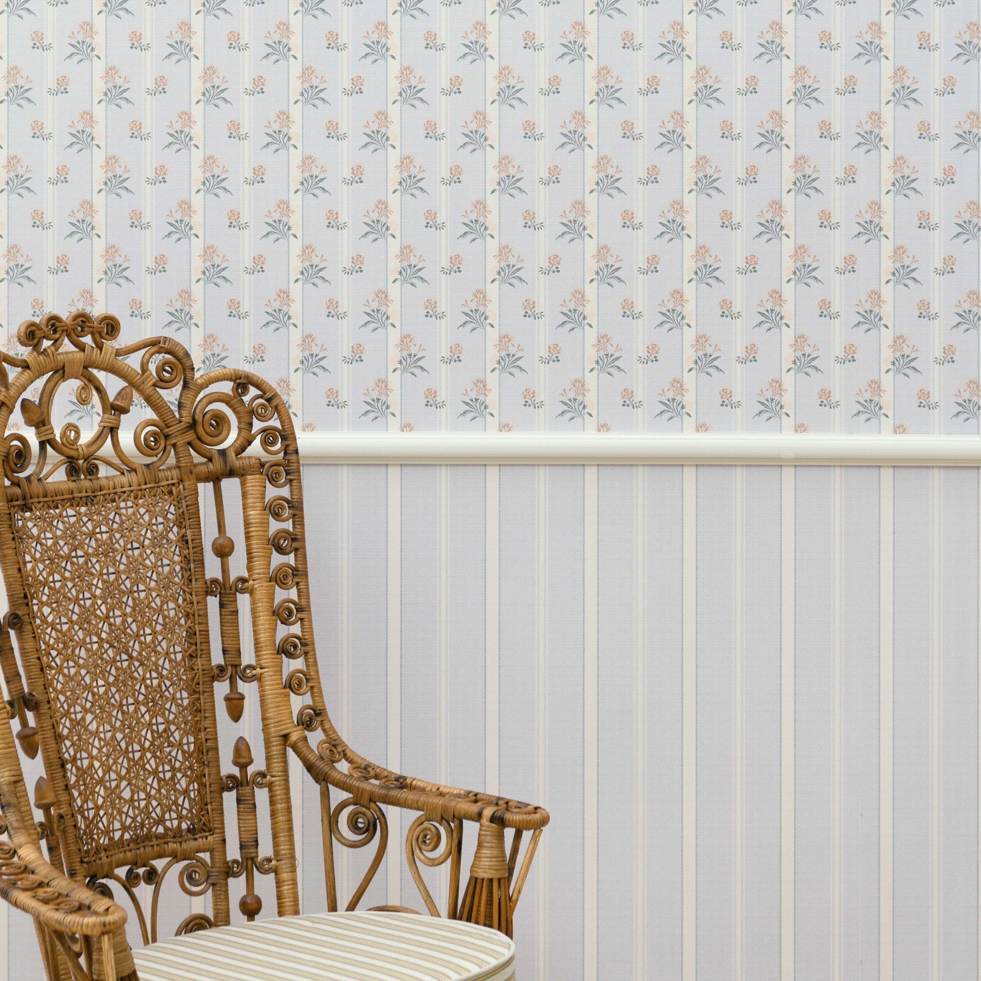 Papier peint intissé RAYURE MADEMOISELLE effet ottoman Quenin