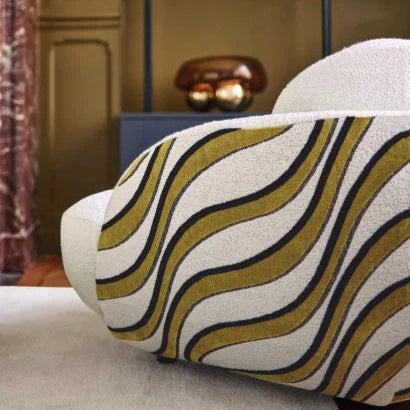 Zoom sur le tissu Moretta – velours épinglé avec fil fantaisie en trame et bouclette