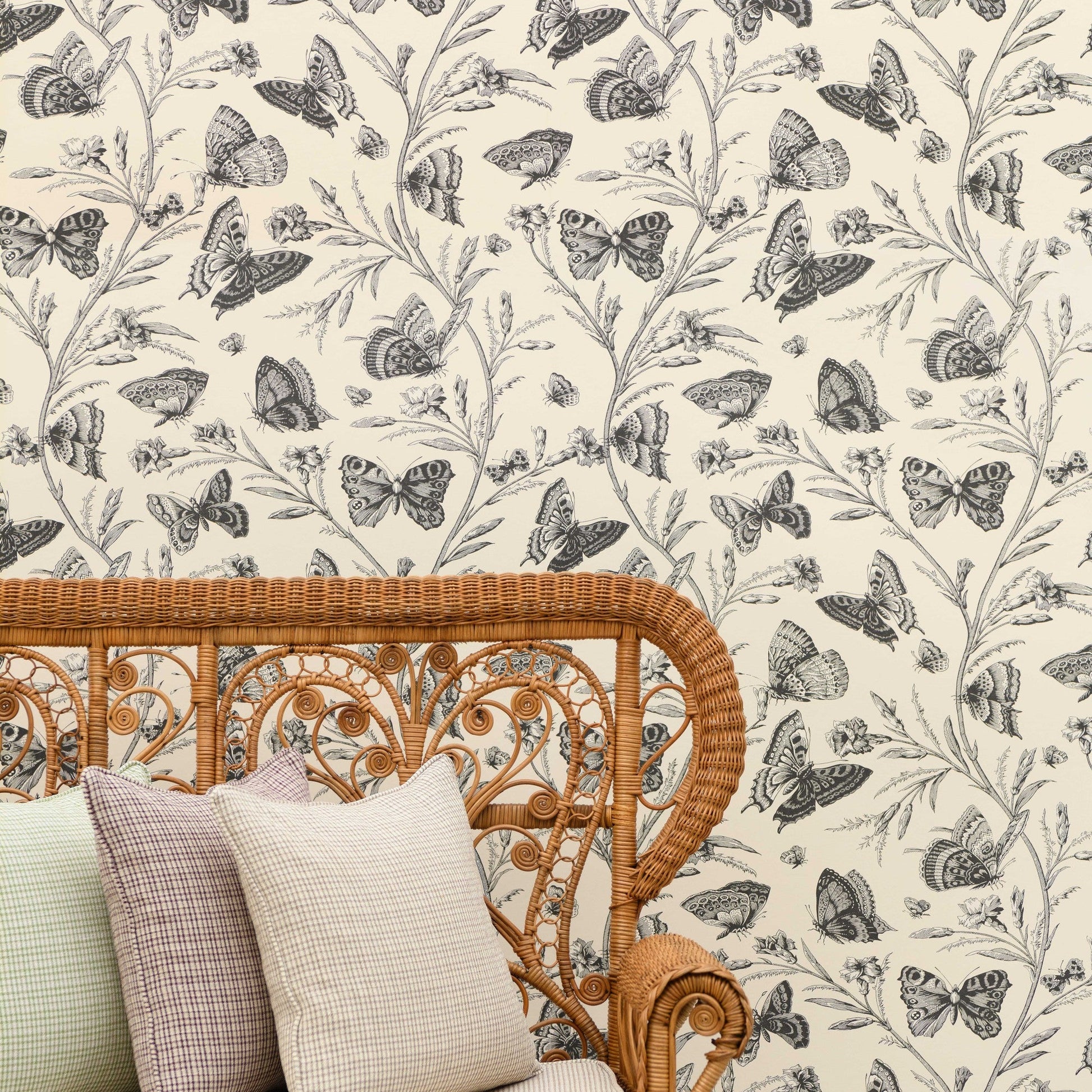 Papier peint SÉRÉNADE bicolore inspiration toile de Jouy Quenin